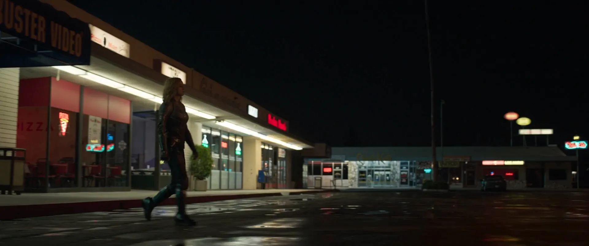 Captain Marvel (2019) Hindi (ORG) Dual Audio 720p BluRay [1.2GB] Screenshot